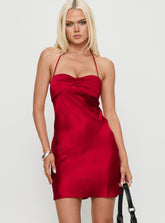 Minivestido halter con fruncido Pinot Noir rojo