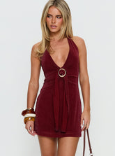Minivestido Amiro Halter Plunge con brillo burdeos