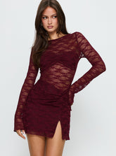 Minivestido manga larga de malla Best You Had color vino