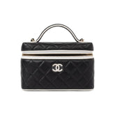 Chanel 26 New Arrival Black And White Panda Colour-block Lunch Bag Colour-block Make-up Bag Diamond-quilted Chain-strap Handbag Lady Bags AP5240 #84323A
