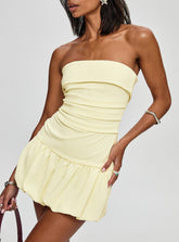 Minivestido strapless Mousse limón
