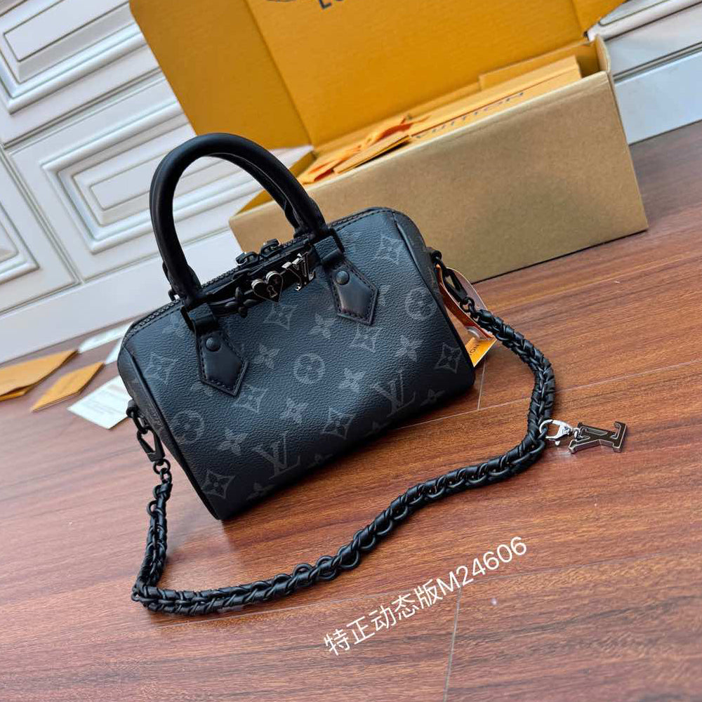Louis Vuitton Women Solid Color Detachable Adjustable Shoulder Strap Zipper Closure Cow Leather Single Shoulder Crossbody Tote Travel Bag Bags #74894