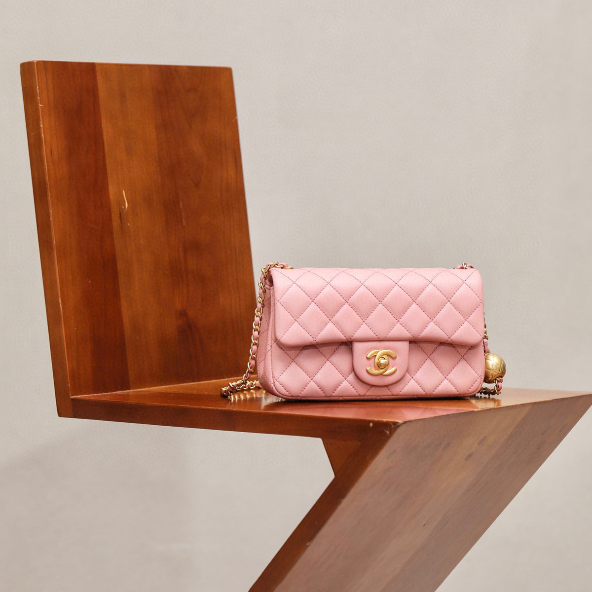 Chanel Diamond Chain Diagonal Span Bag #21968