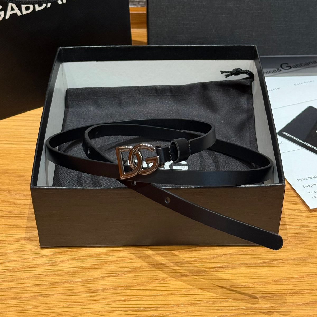 Dolce&Gabbana Women's Fashion Solid-Color Calfskin Belt With Logo Metal Buckle. 15mm Width Accessories #81573