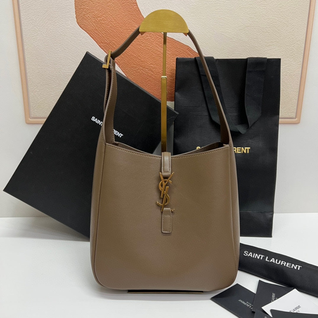 SAINT LAURENT Le5a7 Leather Single Shoulder Carrying Bag #21817