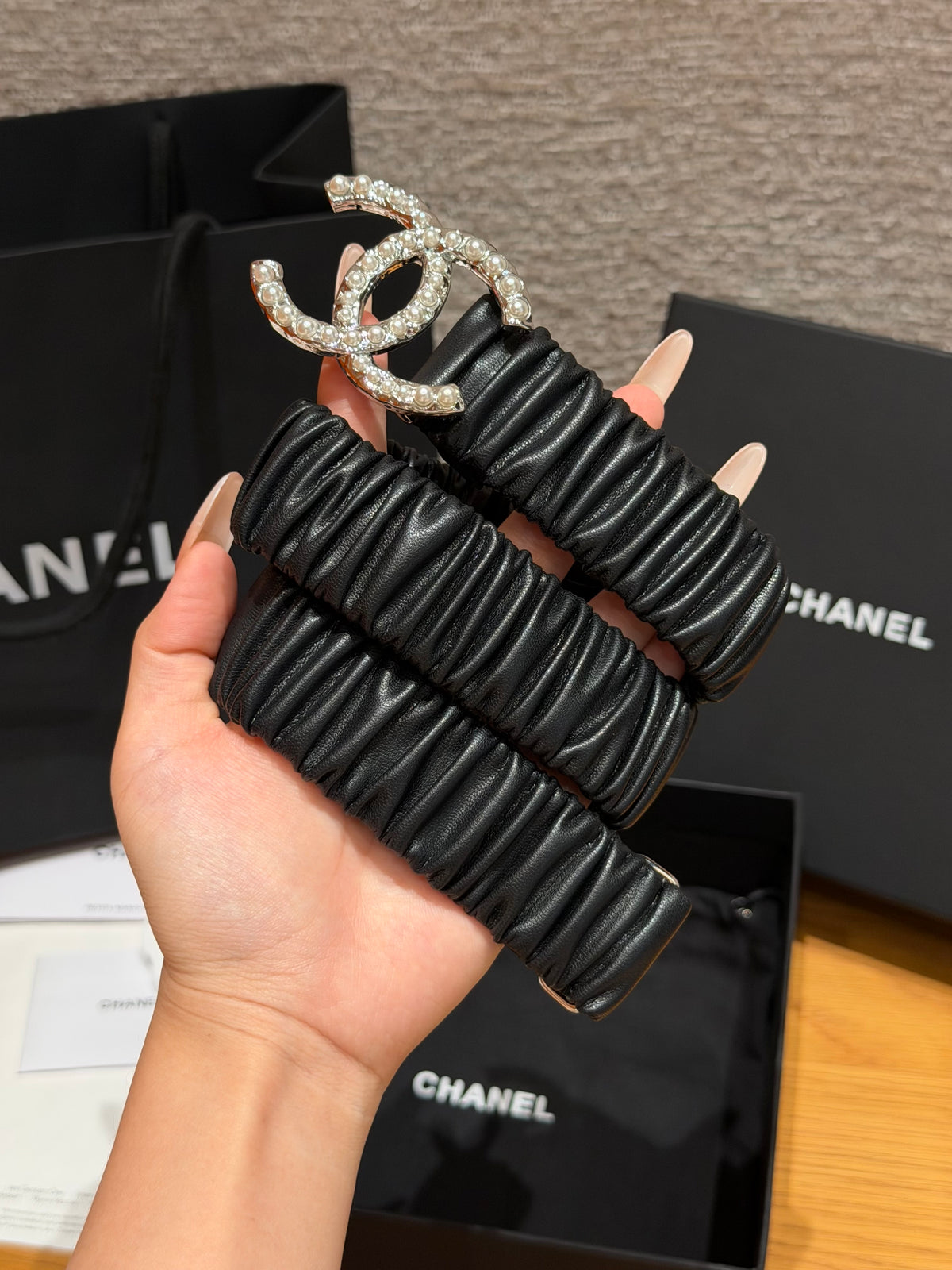 Chanel 30mm RUCHED LAMBSKIN PEARL INTERLOCKING CC STRETCH BELT #385321