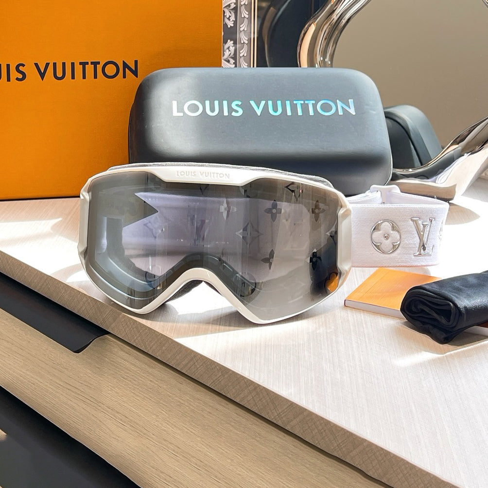 Louis Vuitton Men's And Women's  Fashion Classic Logo Print Ski Goggles Eye Sunglassas  Accessories #79492