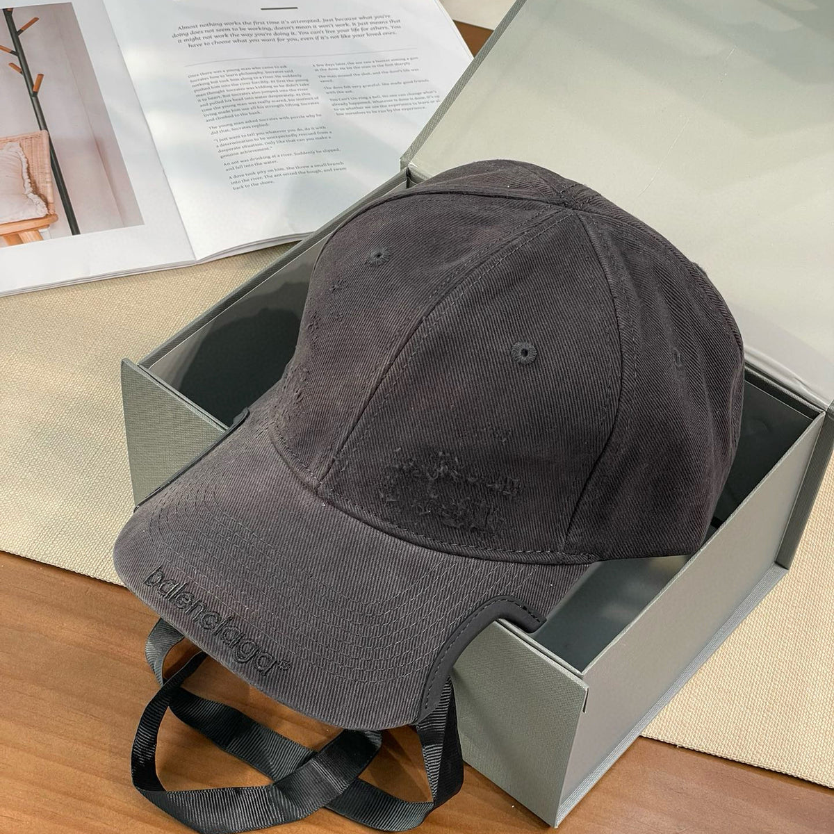 Balenciaga Men's and Women's Solid Color Embroidered Logo Design Cotton Duck Cap Hat #75922