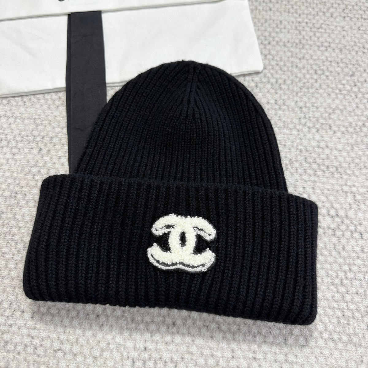 Chanel Women's Fall/Winter Casual Fashion Solid Color Double C Knit Cashmere Hat Hat Accessories #78628