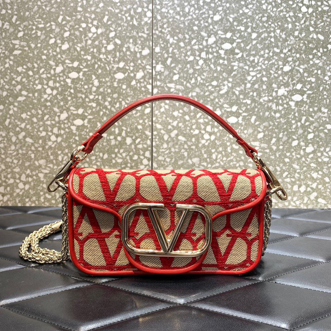 Valentino  Canvas Chain Shoulder Bags #57459