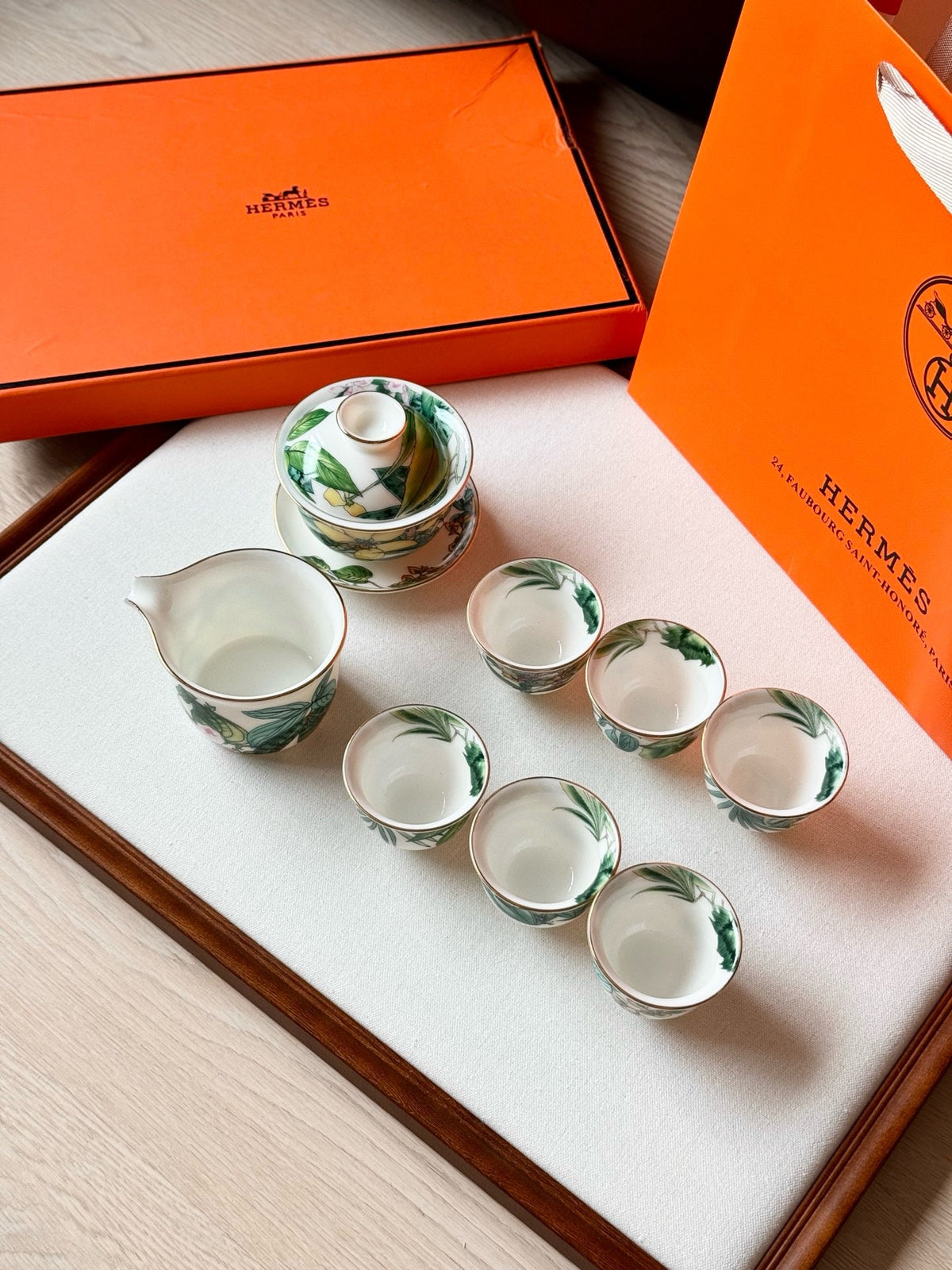 Porcelain Gaiwan Tea Set 8 Piece Gift Box Set