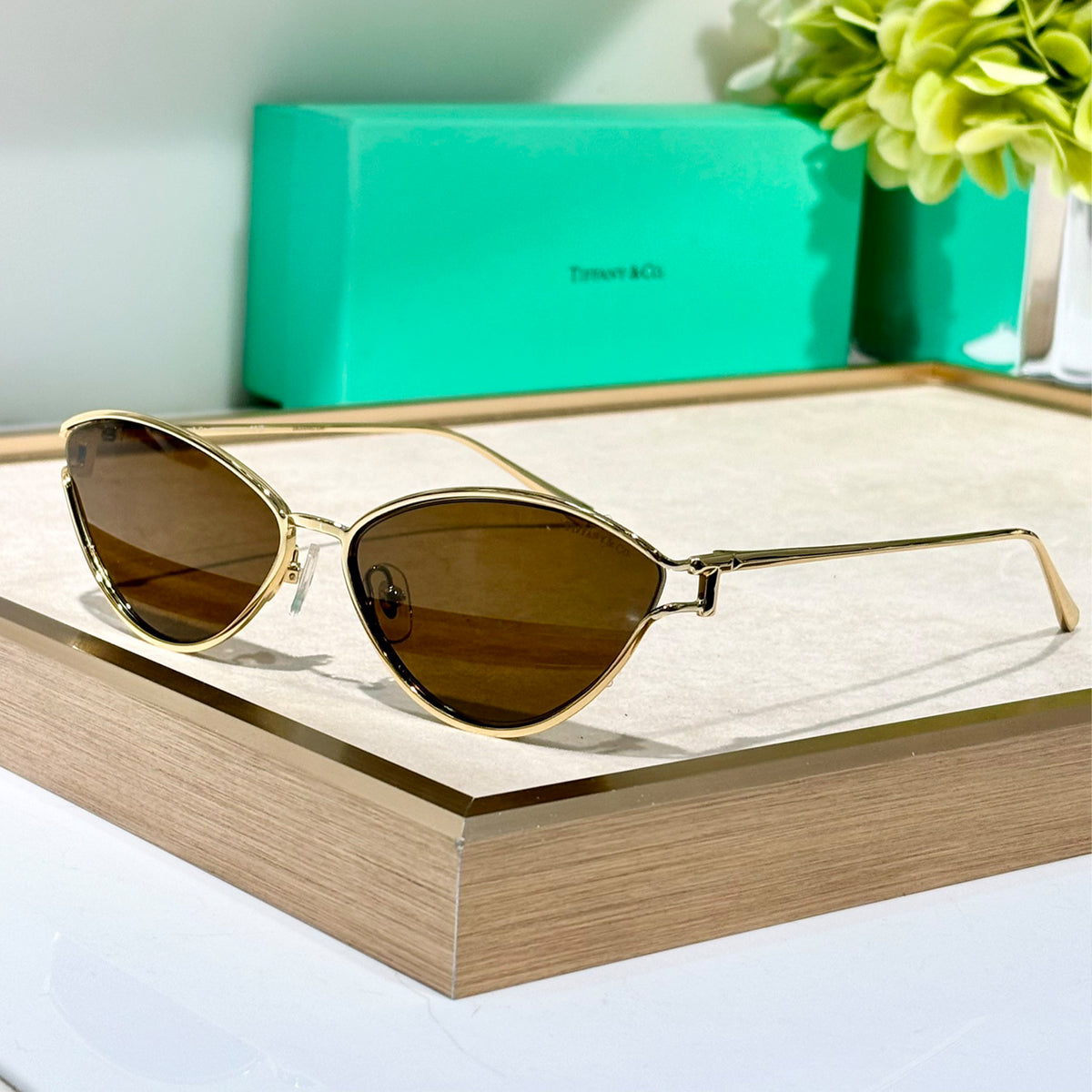Tiffany & Co. Women's Spring And Summer Cat Eye Metal Frame Tinted Lenses Fashion Elegant Temperament Sunglasses Accessories #81392