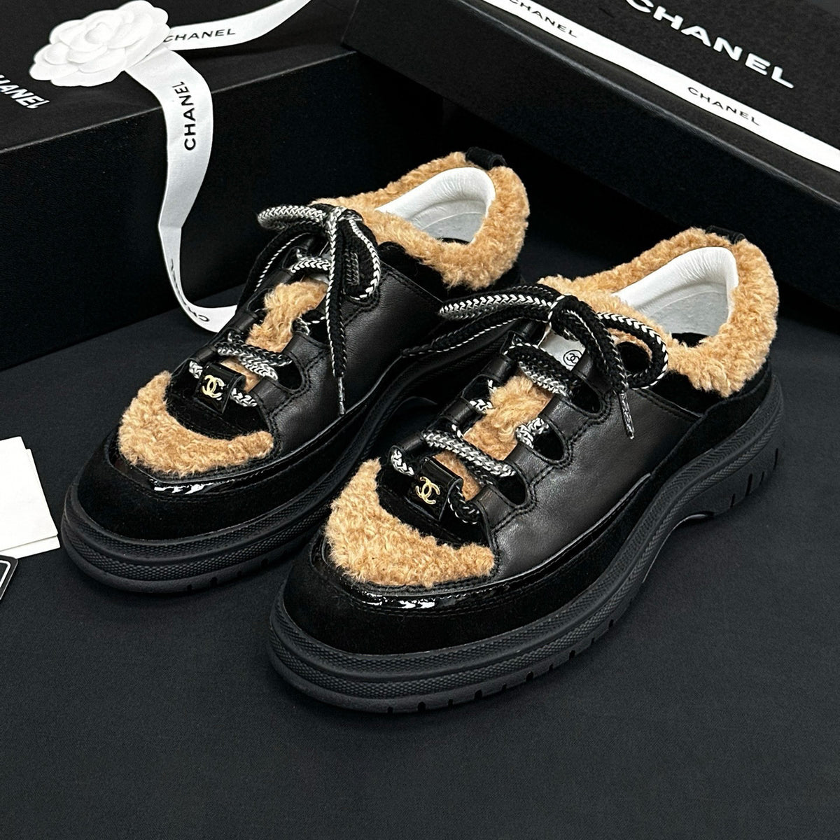 Chanel Women's Autumn/winter Color-Block Classic Fashion Round Toe Lace-up Low-top Leather Casual Shoes #78123