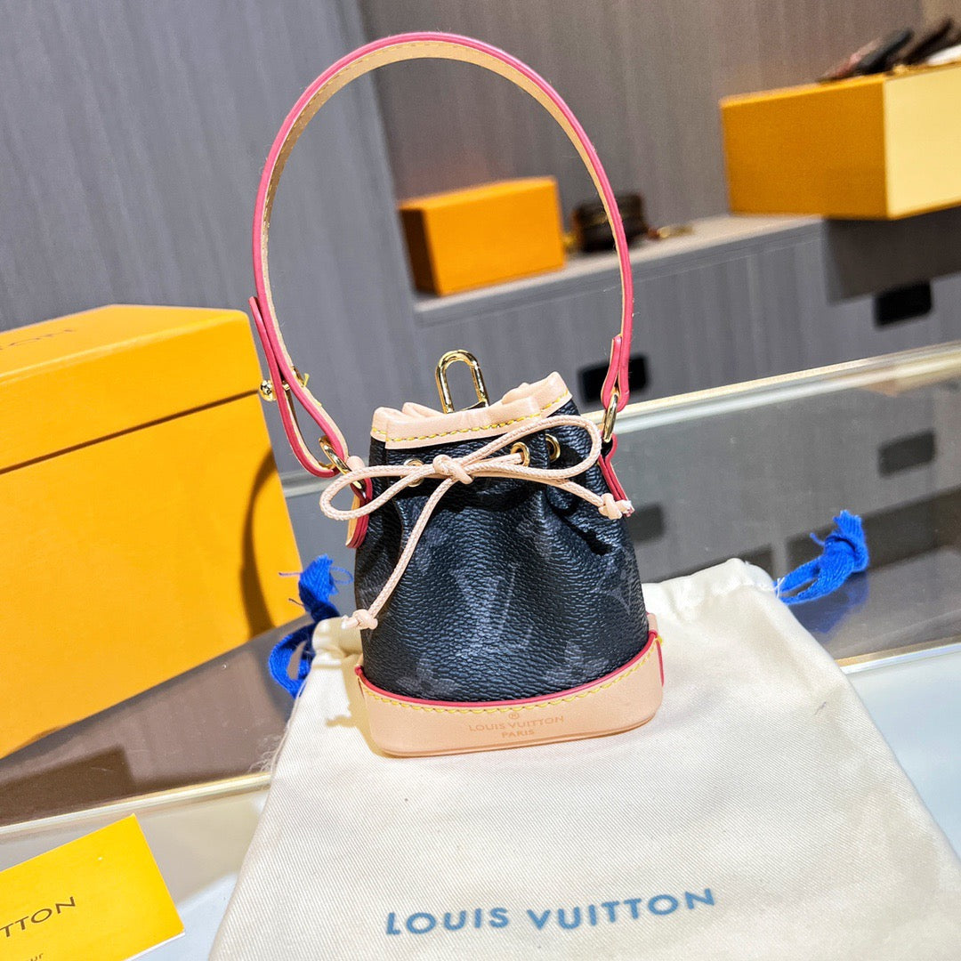 Louis Vuitton Women Bucket Bags Keychains Pendants Accessories Jewelry #89262
