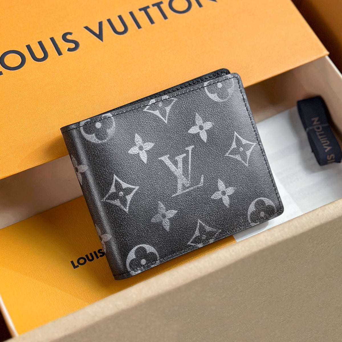 Louis Vuitton Men's Letter Printed Black Brushed Cowhide Short Wallet Card Case Bag Bags #73187