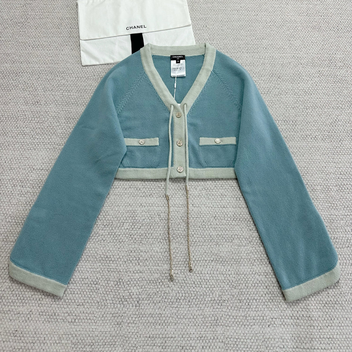 Chanel Women's Spring/Autumn Color-Block Single-Breasted Short-Sleeved Long-Sleeved Cashmere Knitted Cardigan Casual Logo Button Multi-Pocket Half-Skirt Ngvp #2282