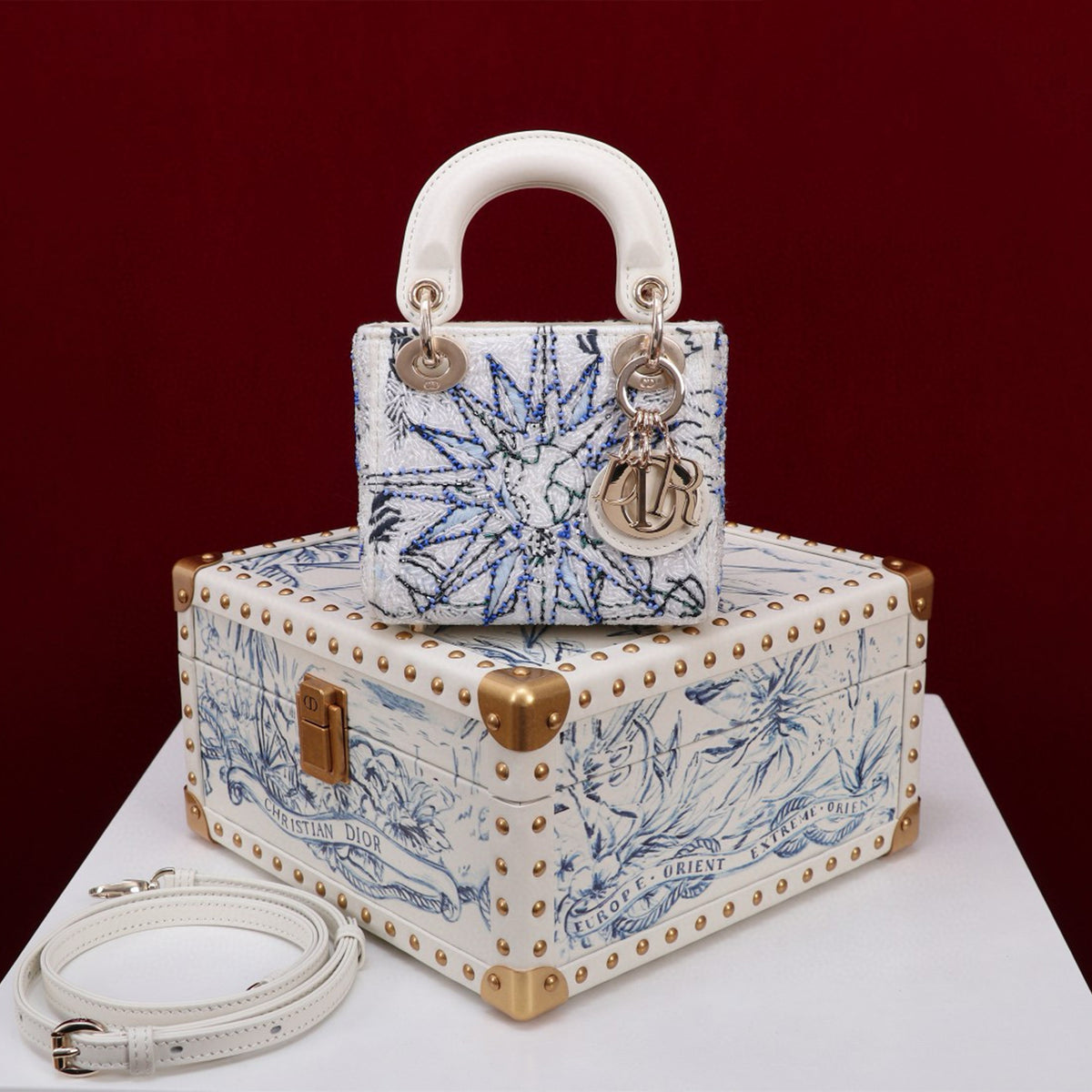 Dior Women's Super Mini Embroidered Handbag Fashion Storage Box Set #98259
