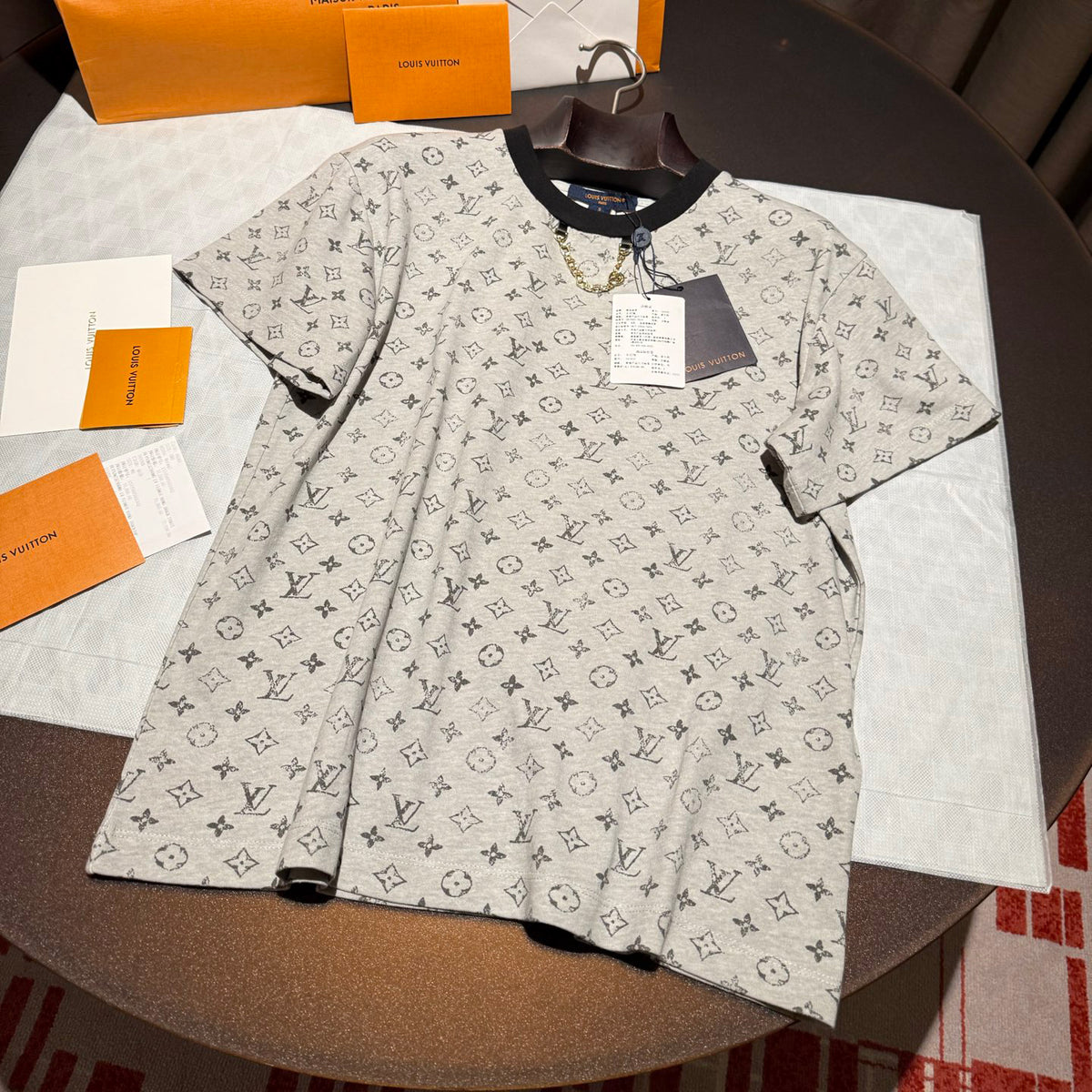 Louis Vuitton MONOGRAM  Women's Summer Fashion Casual Washed Pattern Round Neck Chain Short Sleeve T-Shirt #78384