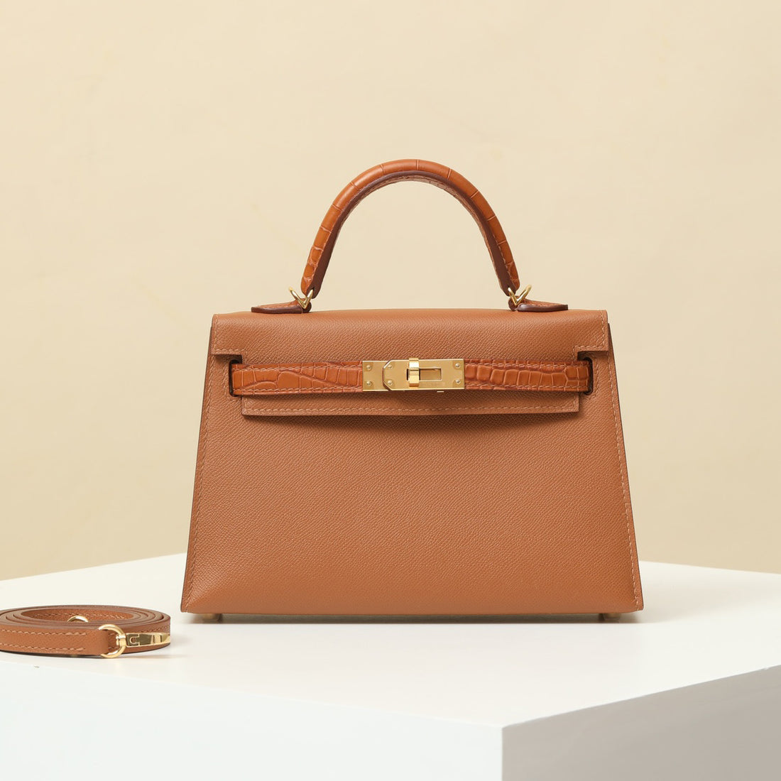 Hermes Solid Color Crocodile Leather Handbag Temperament Metal Buckle Kelly Bag Accessories #74561