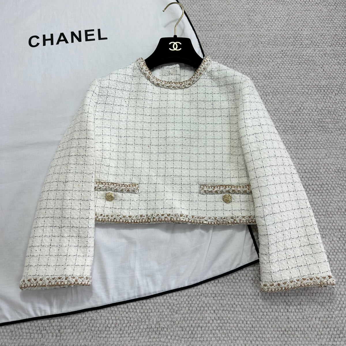Chanel Women's Spring/Fall High-Street Wool & Linen Tweed Solid-Color Crew Neck Long-Sleeve Knit Jacket Ngvp #2357