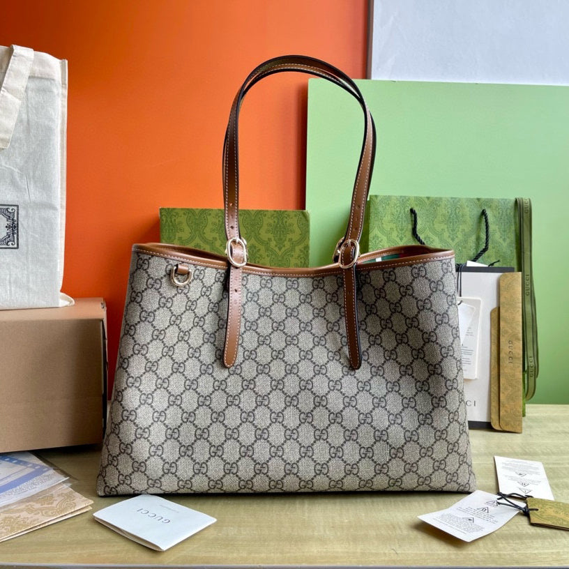 Gucci Women's Brown Monogrammed Printed Leather Quilted Canvas Shoulder Handbag Crossbody Bag Bags #72931