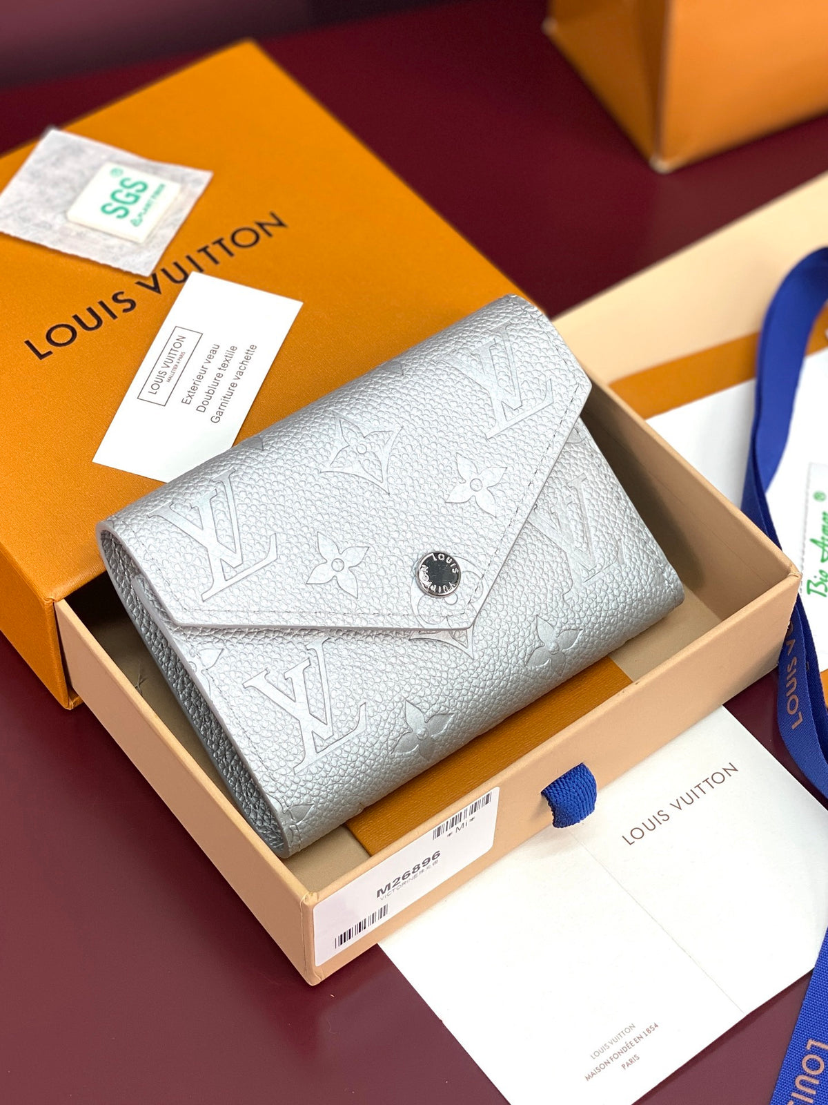 Louis Vuitton Wallet Silver