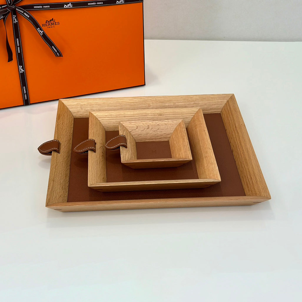 Hermes Atrium Classic Square Tray Set of Three in Natural Oak and Calfskin Leather Home Decor  Household items Accessories #79132