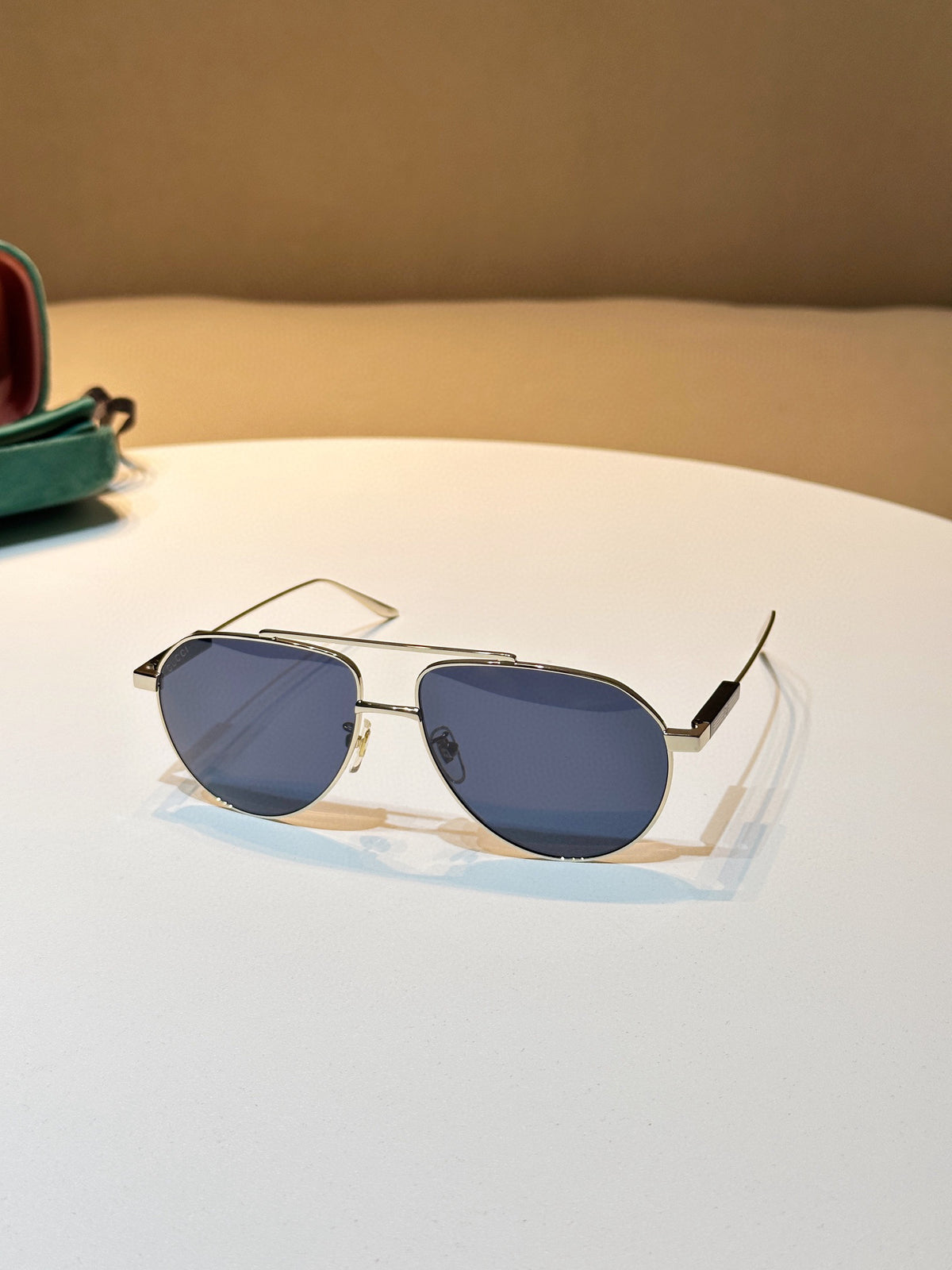 Gucci Classic Retro Aviator Sunglasses Glasses #96594