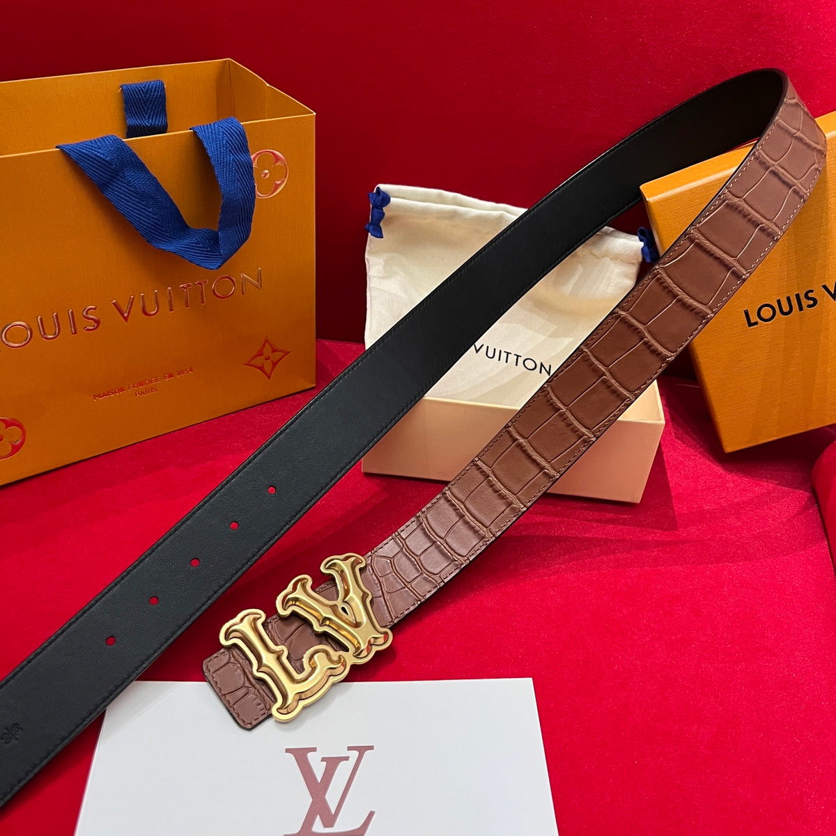 Louis Vuitton Men's Solid Coloured Calfskin Finish Crocodile Pattern Metal Buckle 4cm Belt #76745